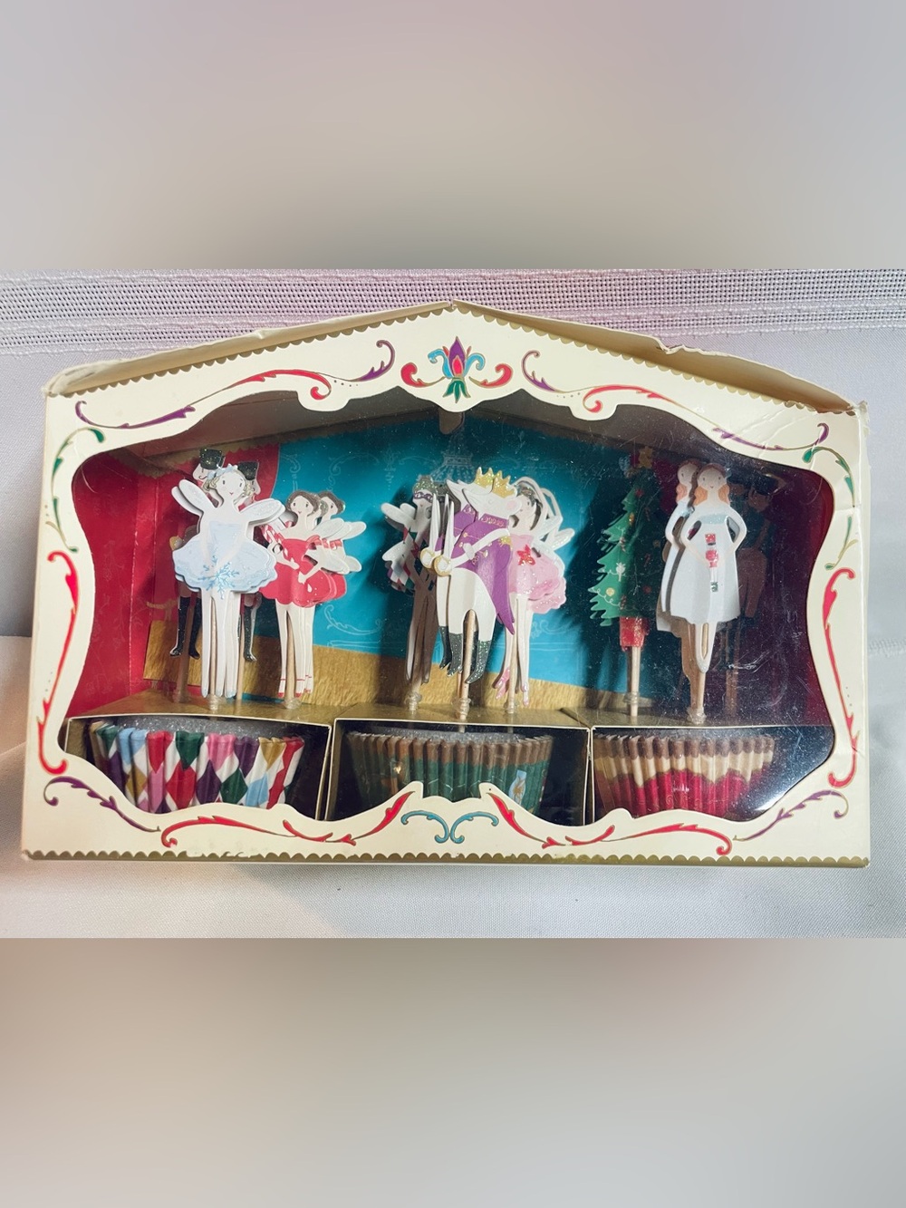 2012 Nutcracker Ballet Cupcake Kit by Meri Meri 36 Bake Cups & 36 Asst Toppers